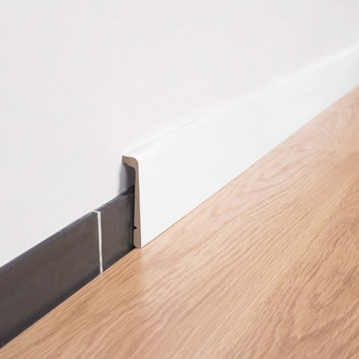 Skirting boards and floor renovation projects 